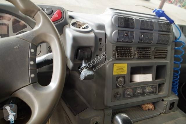 Camion Iveco Trakker 360 - Photo 10