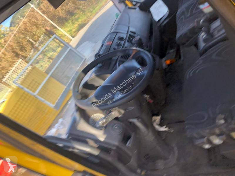 Camion Iveco Eurocargo 140 E 28 - Photo 12