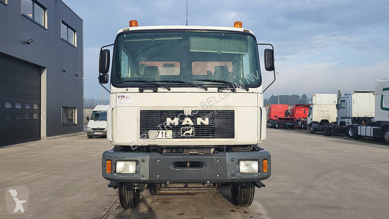 Camion MAN 32343 - Photo 2