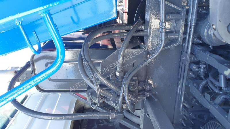 Camion Renault Kerax 480 DXI - Photo 11