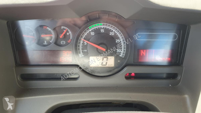 Camion Renault Kerax 480 DXI - Photo 17